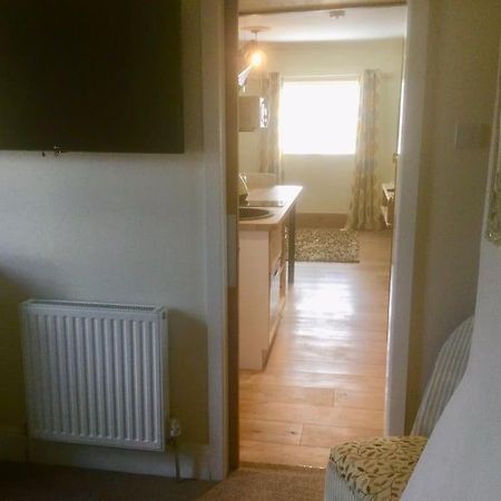 شقة Henwick House Beautiful Flat,Private Parking, Short Walk To Town لودلو المظهر الخارجي الصورة